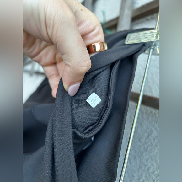 lululemon Align™ High-Rise Pant with Pockets 25" in Black NEW - Picture 6 of 6